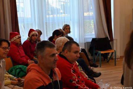 Varovance Društva Sožitje Kamnik obiskal Božiček (15)